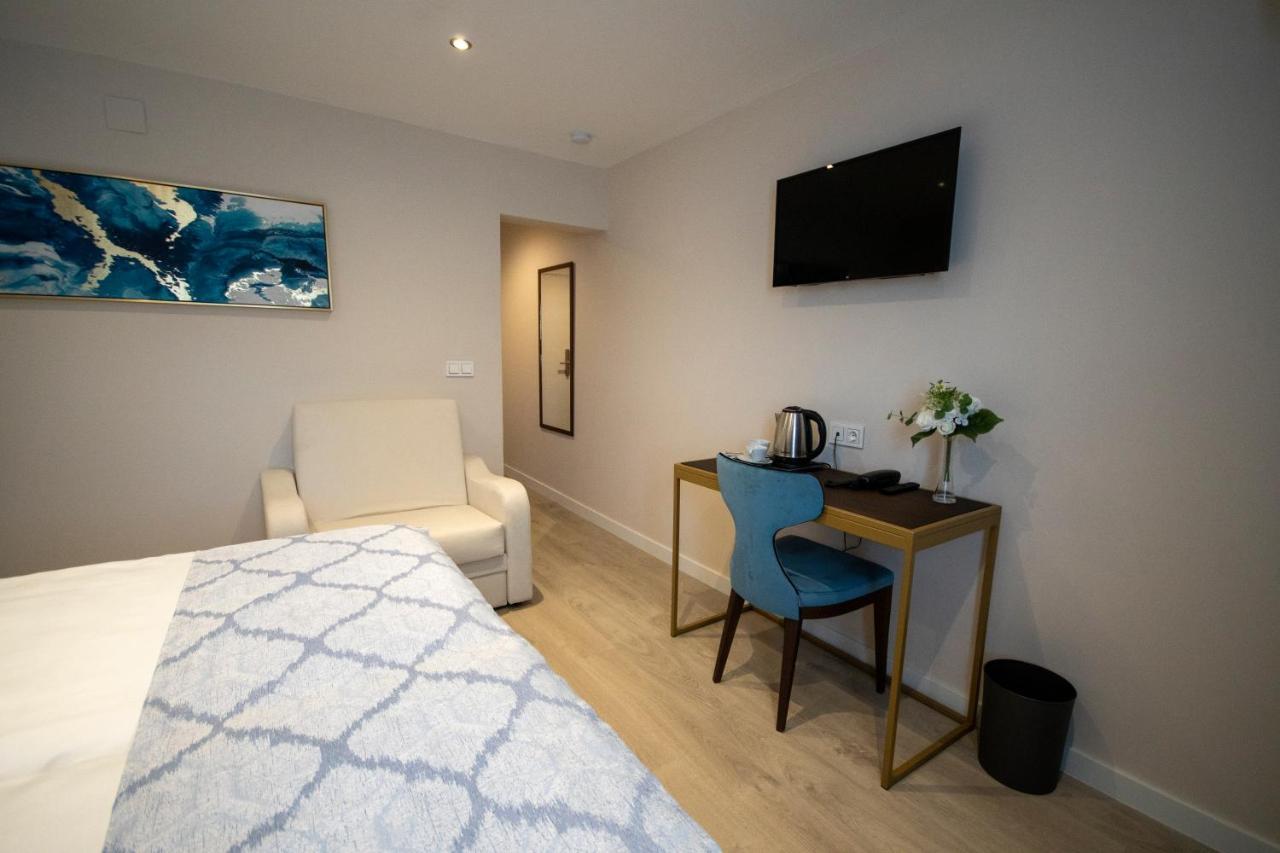 Hotel Marina 베날마데나코스타 외부 사진